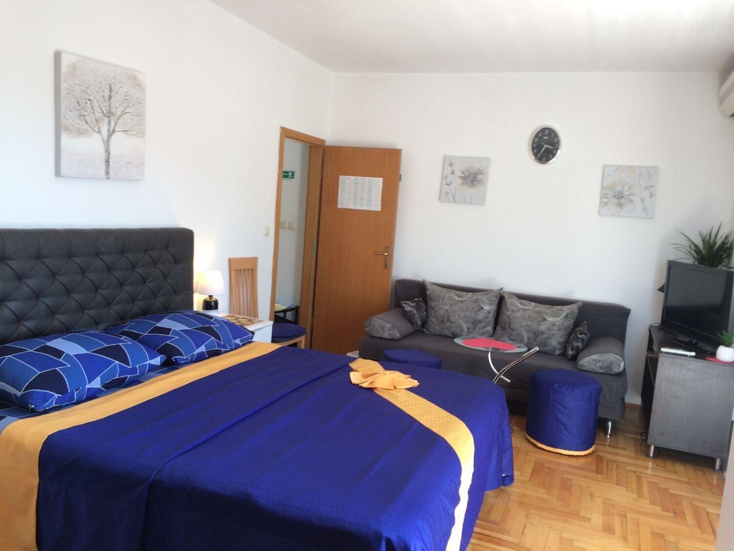 Apartma Tomi